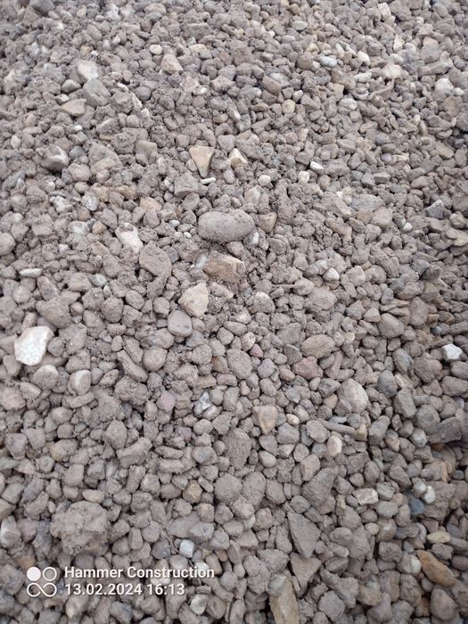 Żwir piasek beton towarowy transport wywrotką