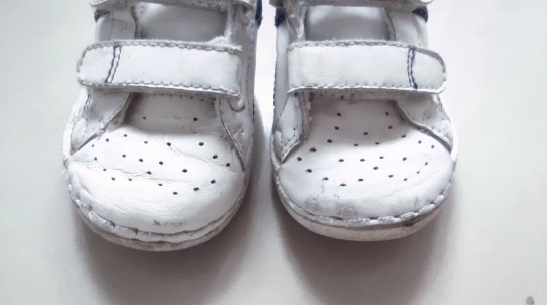 Buty sportowe adidasy dla chłopca Zara r. 22