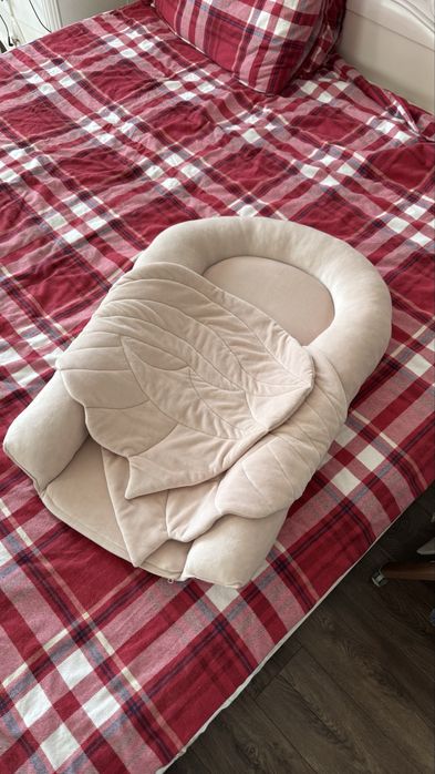 Кокон для немовлят