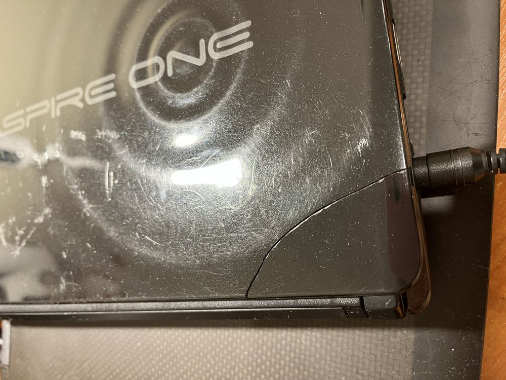 Acer aspire one D270 нетбук, на запчастини