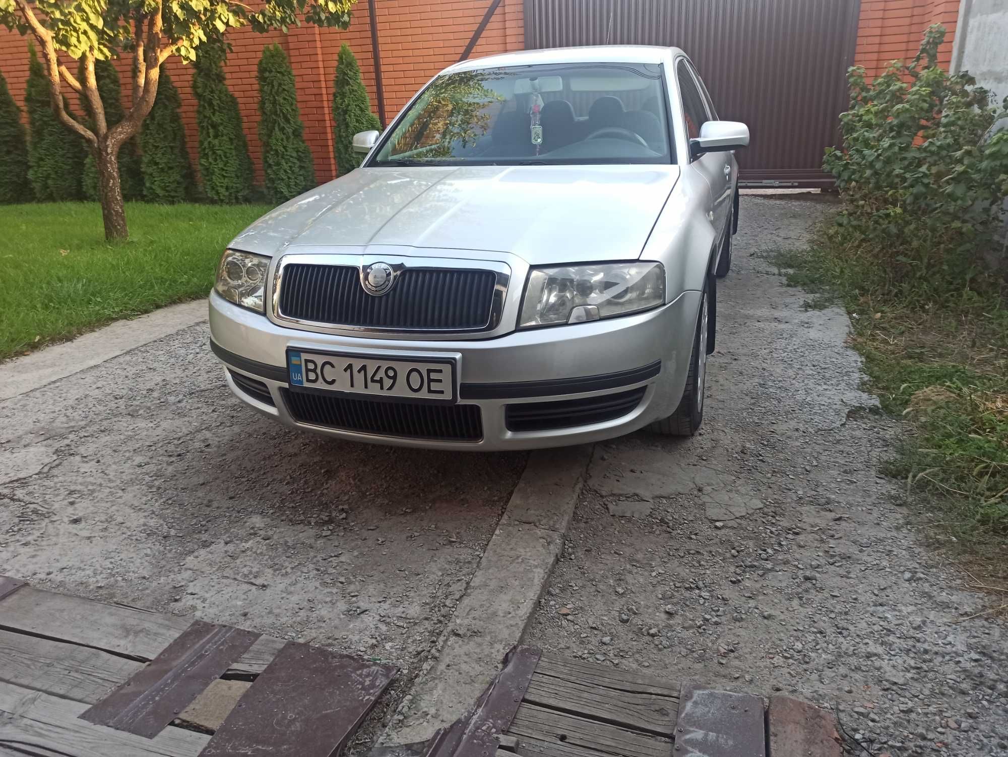 Skoda Superb 1 седан