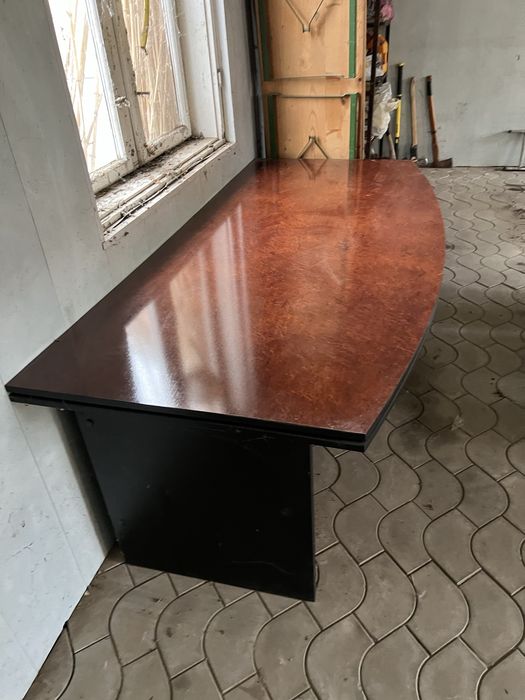 Стіл глянцевий 2м*0.95м*0.75м