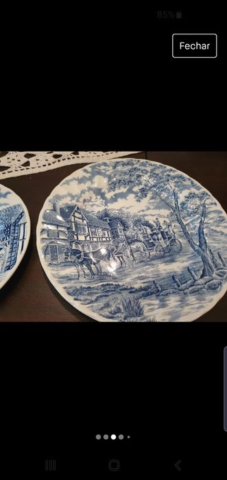 Pratos de porcelana inglesa