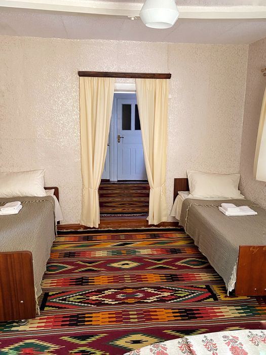 Оренда будинку на вихідні у Опішні