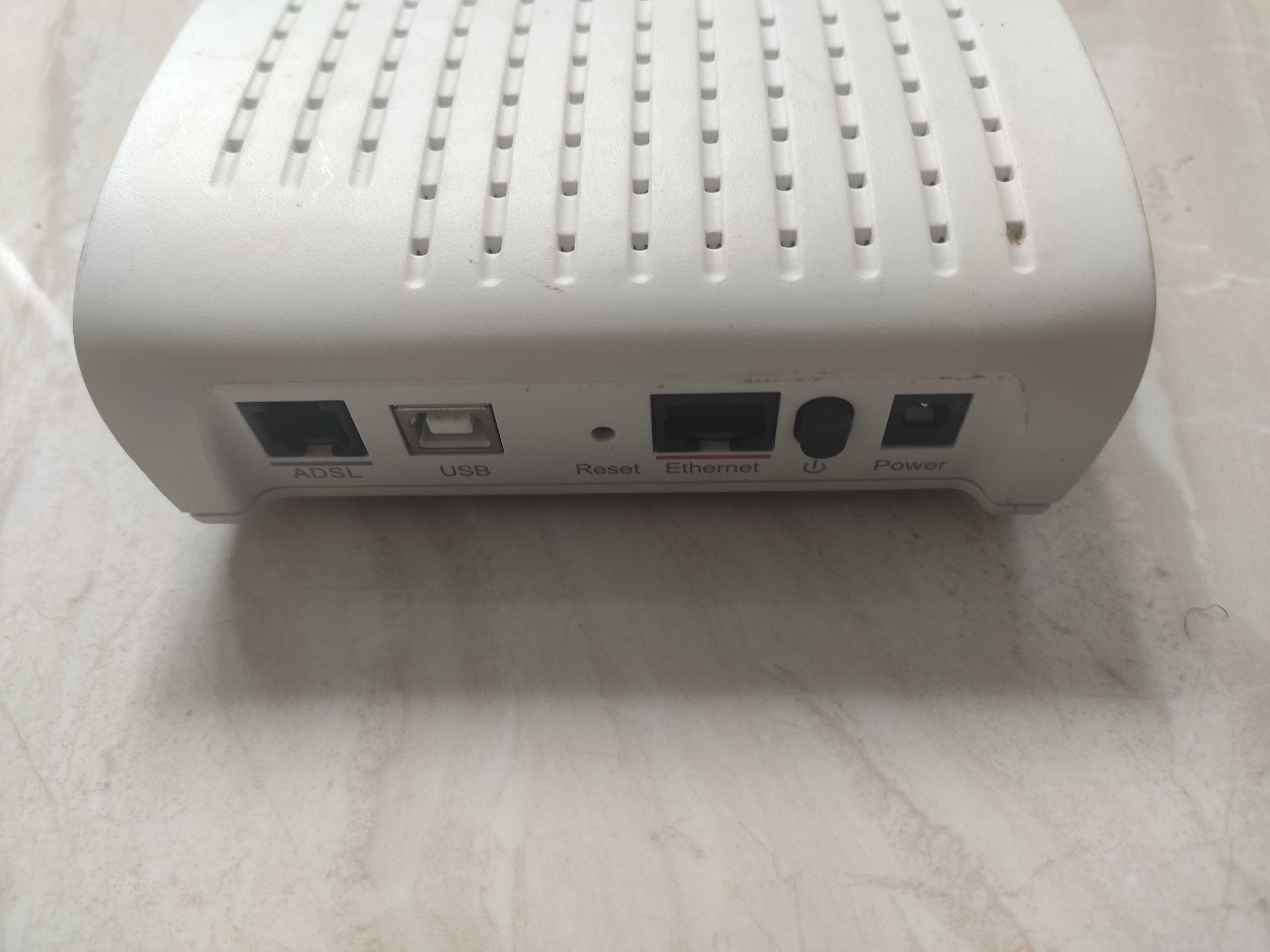 Modem  Zte ZXDSL 831AII