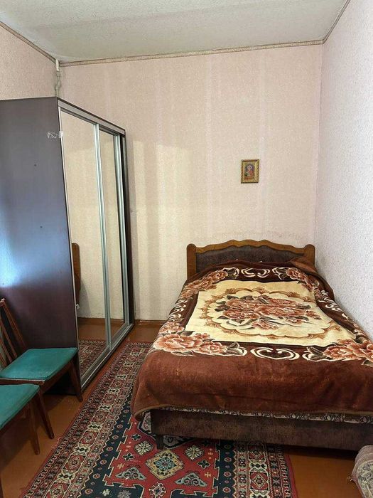 АРЕНДА 2-х комнатной квартиры Б. ХМЕЛЬНИЦКОГО, 13 (р-н ЦУМа)