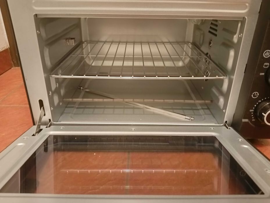 Piekarnik Raven mało używany