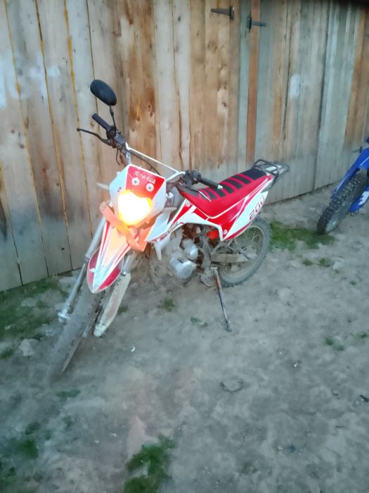 Продам Мотоцикл sparta 200