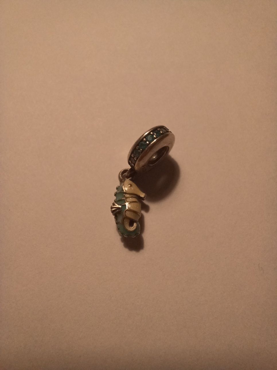 Charms pandora konik morsko srebro