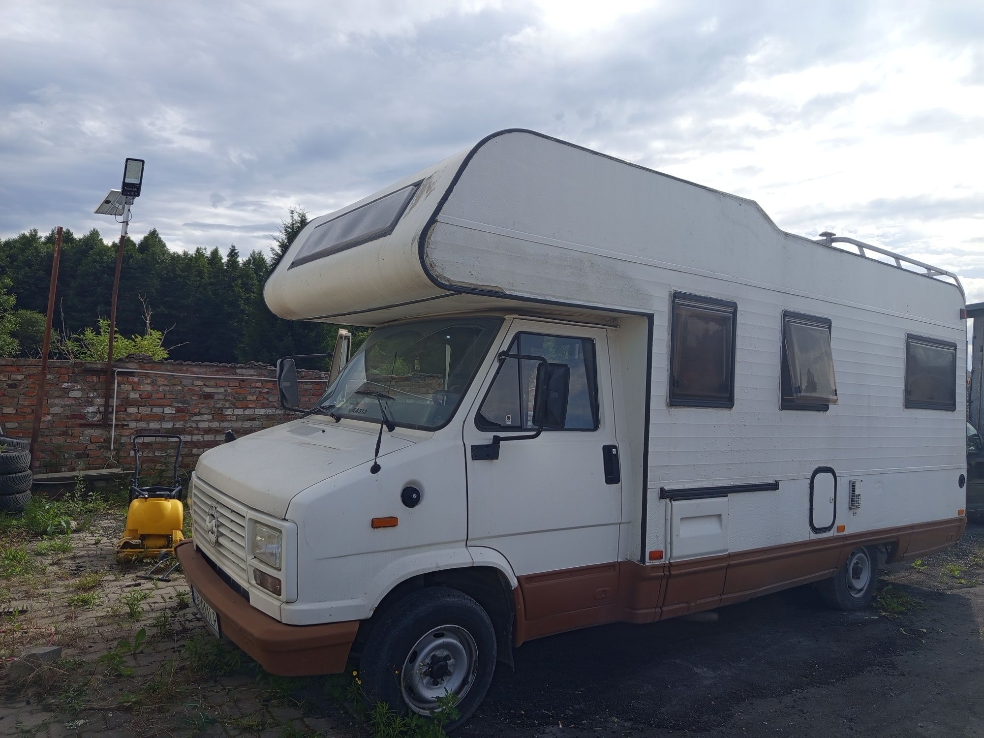 Sprzedam Campera Peugot j5
