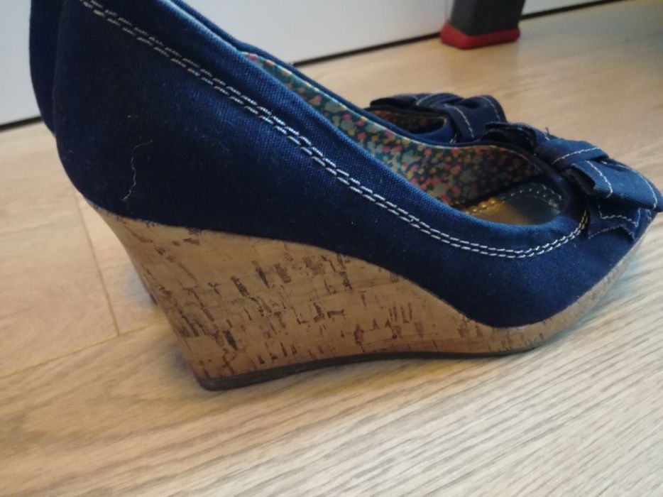 Buty Sandały na koturnie korkowej Jennifer r.38