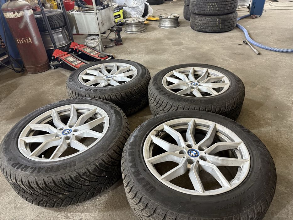 Оригінальні диски на BMW з зимовою гумою