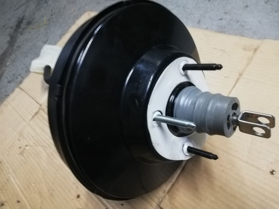 Serwo pompa hamulcowa servo wspomaganie Ford C-max mk2 po 2010r