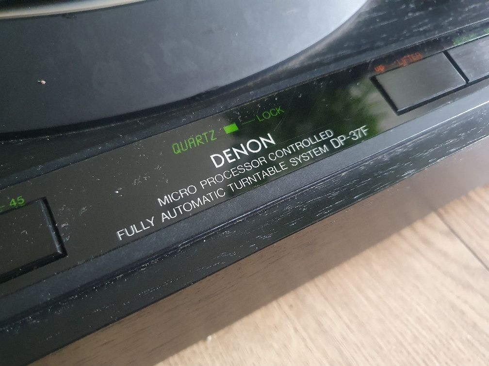 Gramofpn Denon dp37F