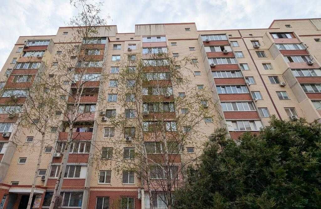 Продам 2-к кв-ру в кирпичном доме с газом на Радужном (3-105-889 ОФ)