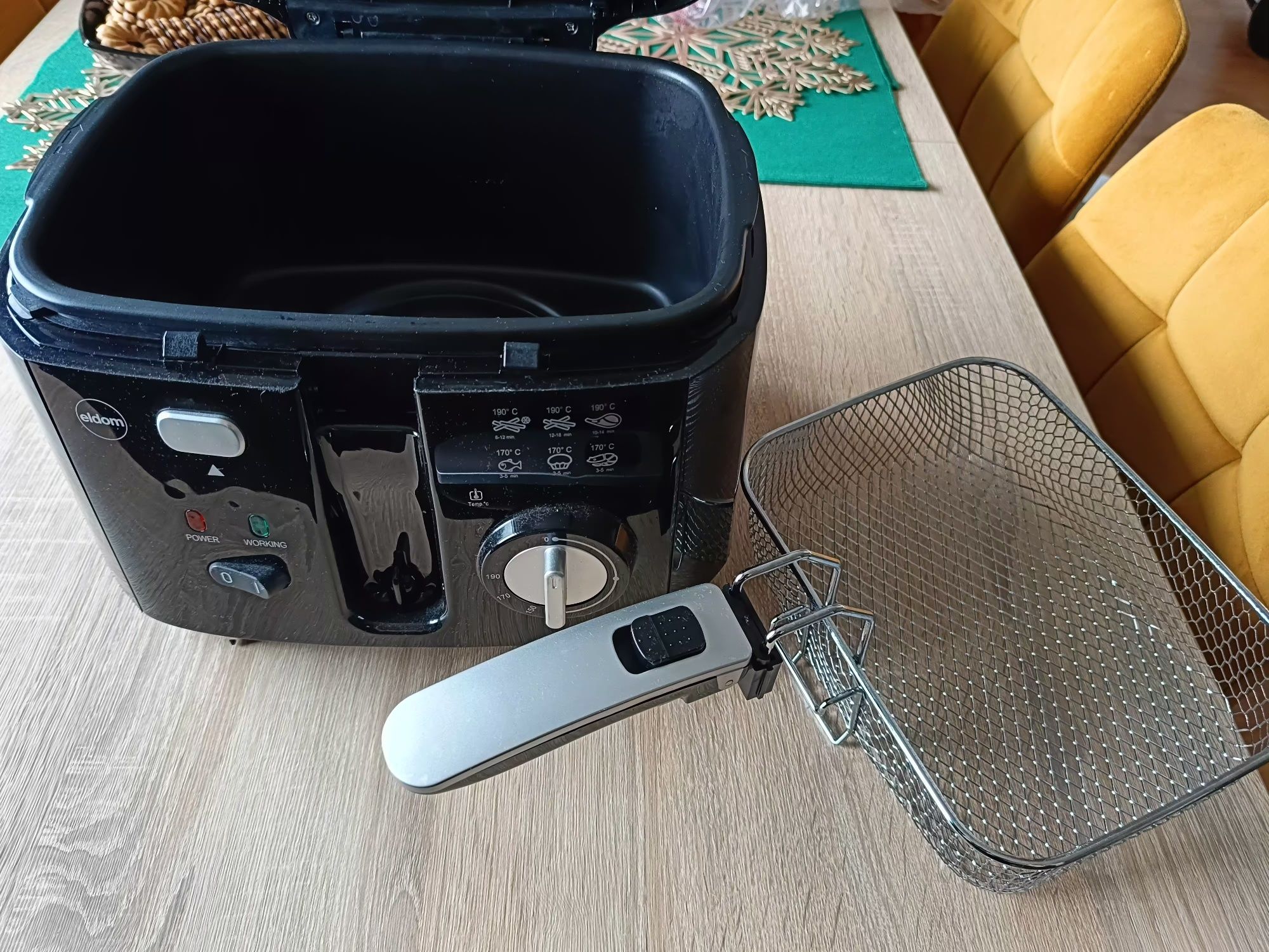 Frytkownica Eldom FR18C 1800W 2,5l