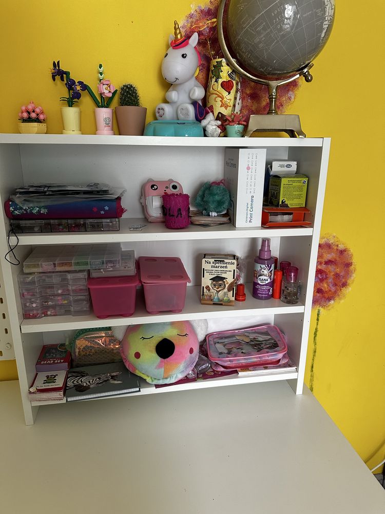 Stolik, biurko dziecience z Ikea + regal