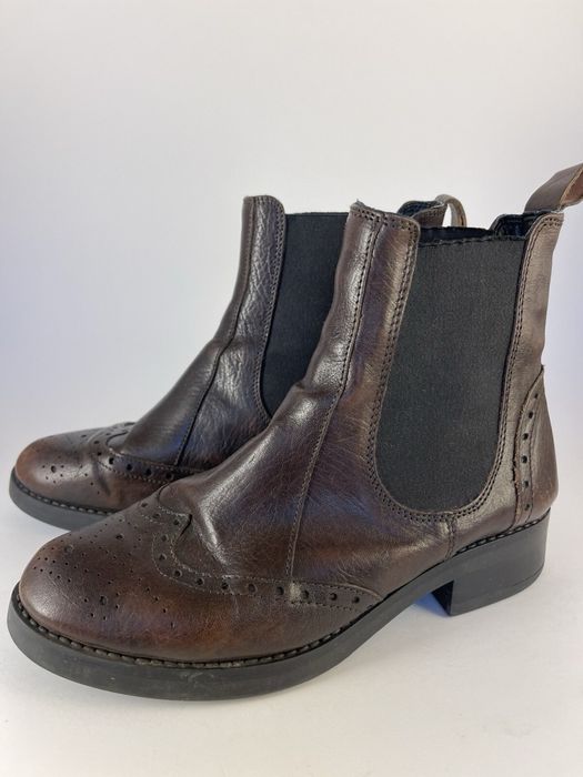 Розпродаж шкіряного Італійського взуття