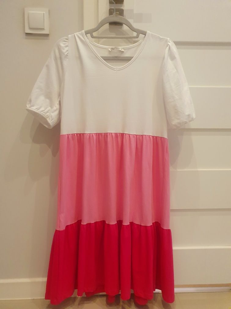 sukienka letnia różowa biała krótki rękaw oversize luźna bufki falbany