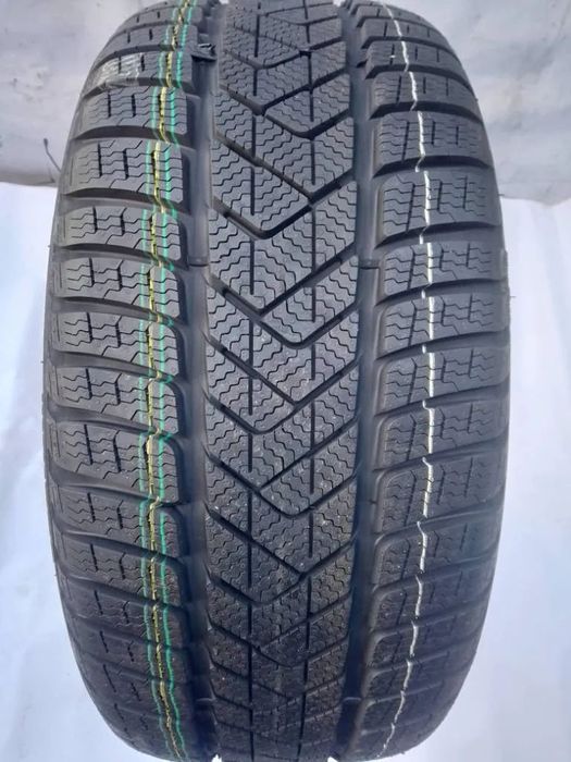 Pirelli Winter Sottozero 3 225/40 R18 92V 2022