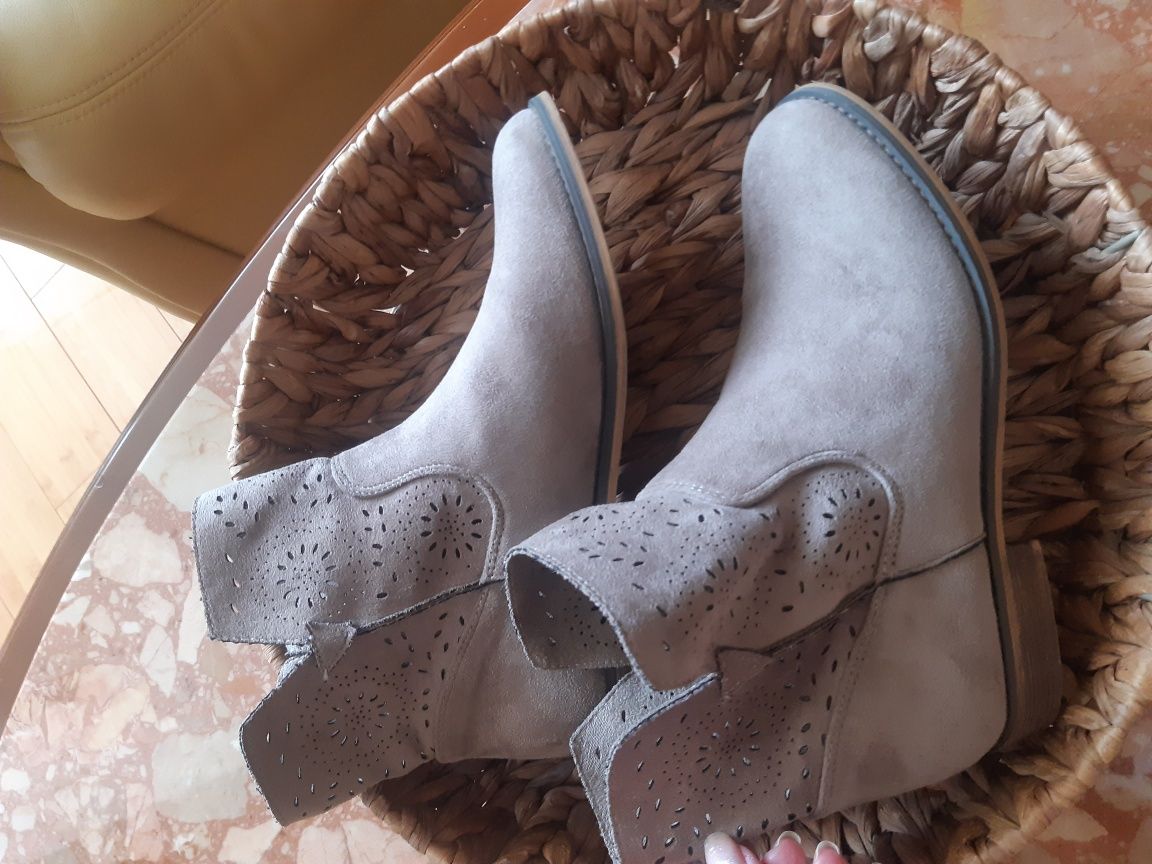 Казаки ковбойки замшеві