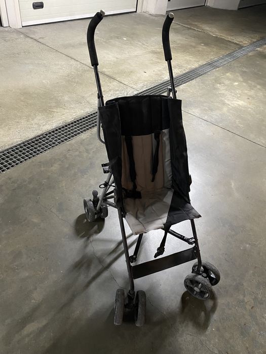 Carrinho de Passeio em bom estado