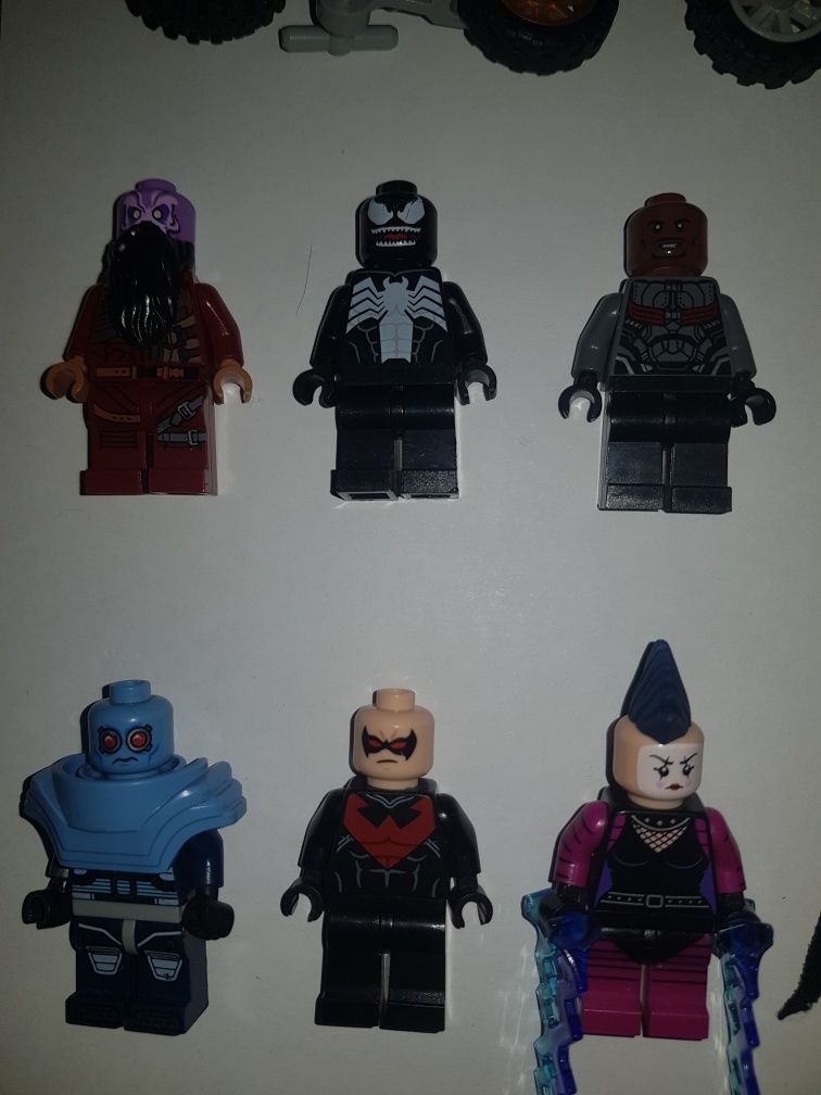Lego Super Heroes/Marvel/DC/ minifigures