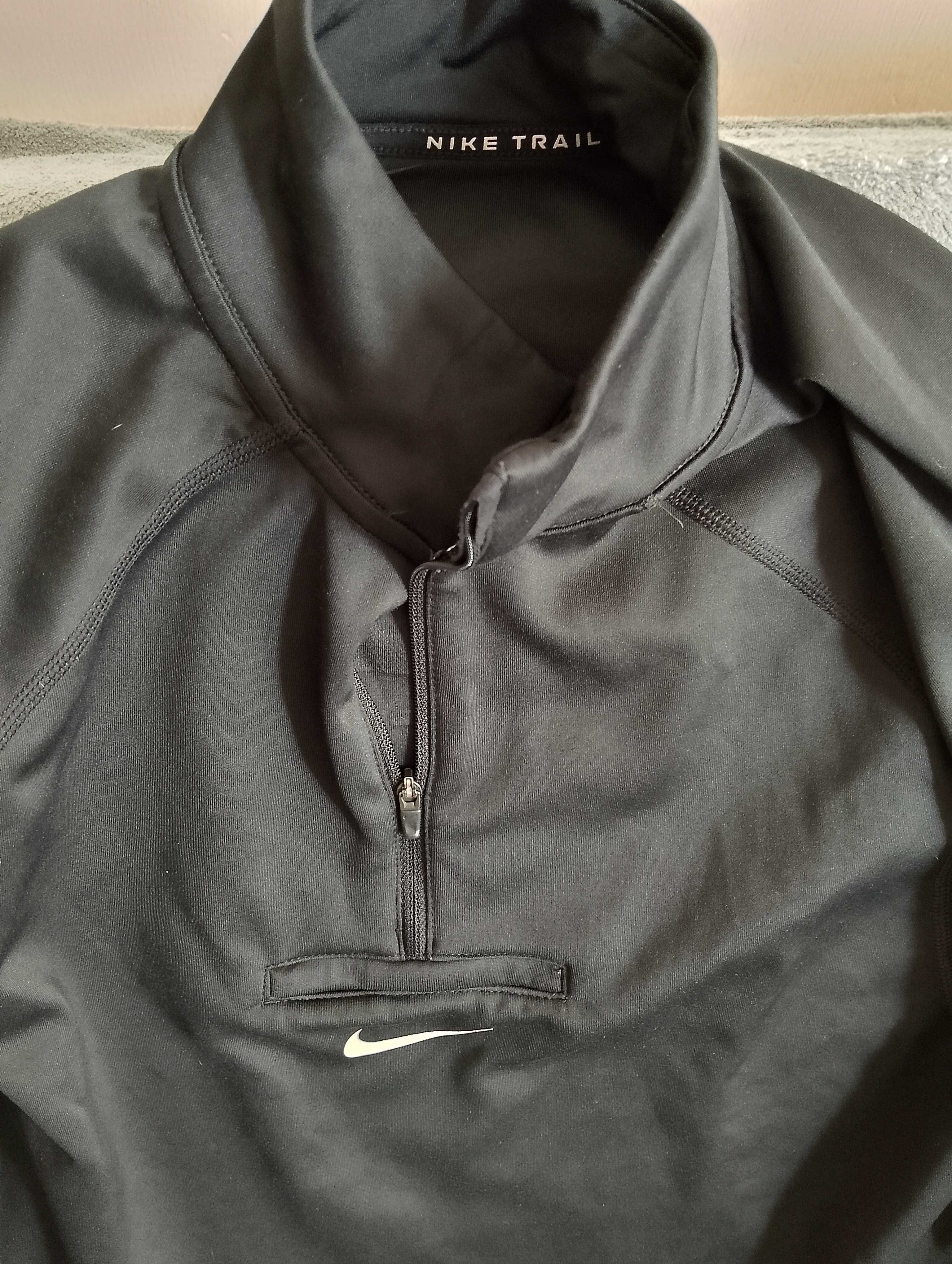 NIKE. Bluza damska.