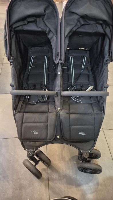 Wózek bliźniaczy spacerówka i gondole valco snap duo sport.