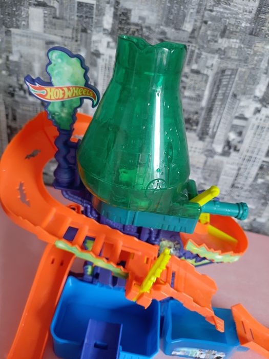 Хот вилс лаборатория hot wheels