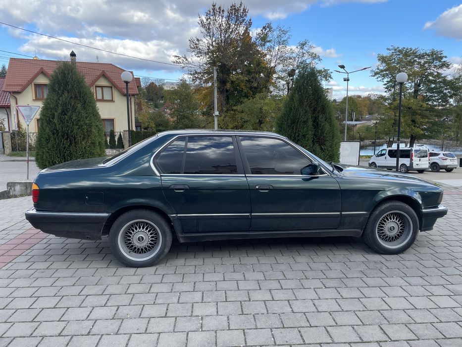Продам BMW 730 e32