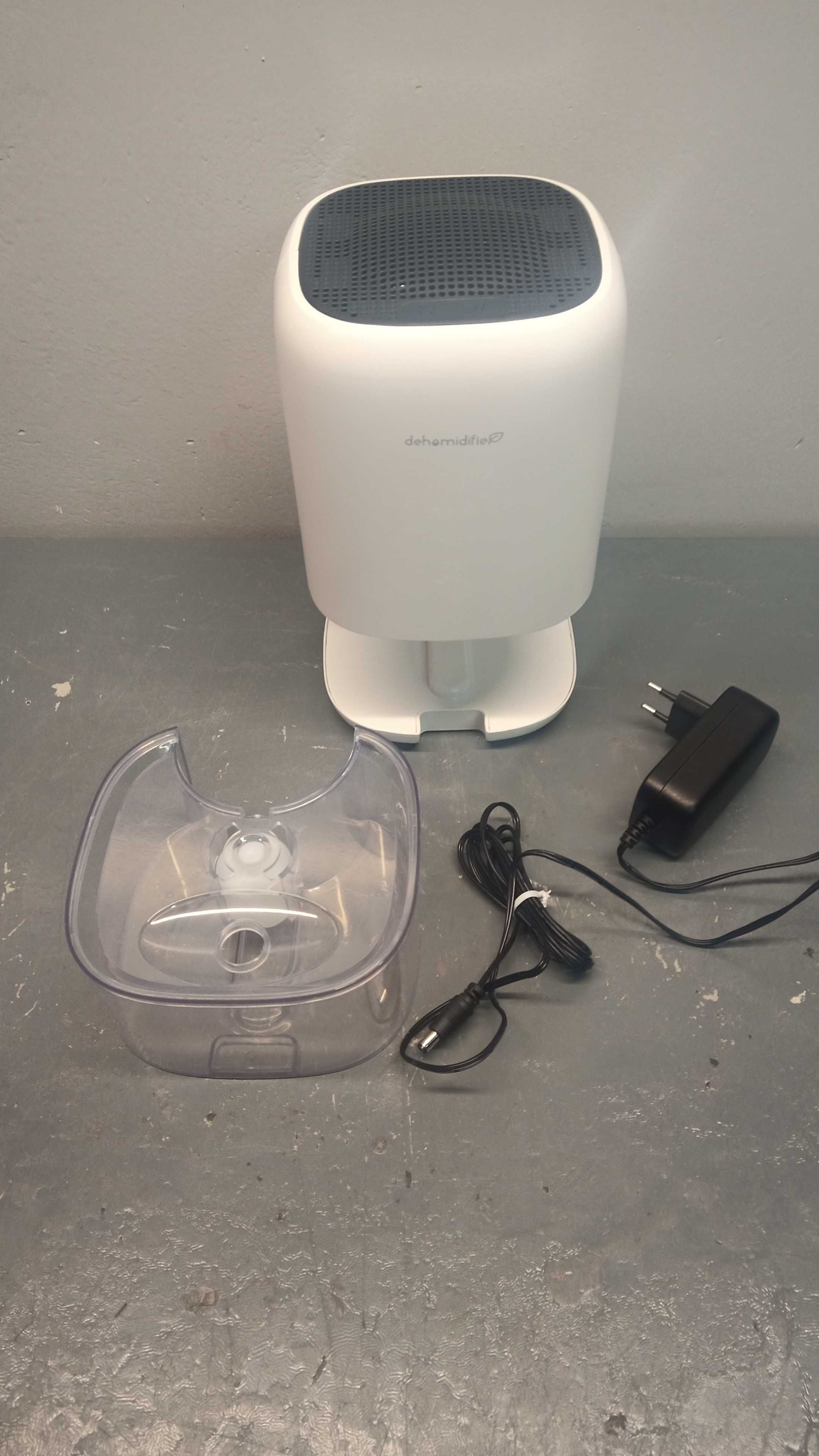 Osuszacz powietrza Dehumidifier DH-CS01