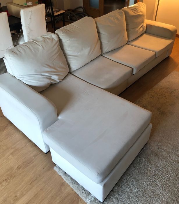 Sofá com chaise long branco