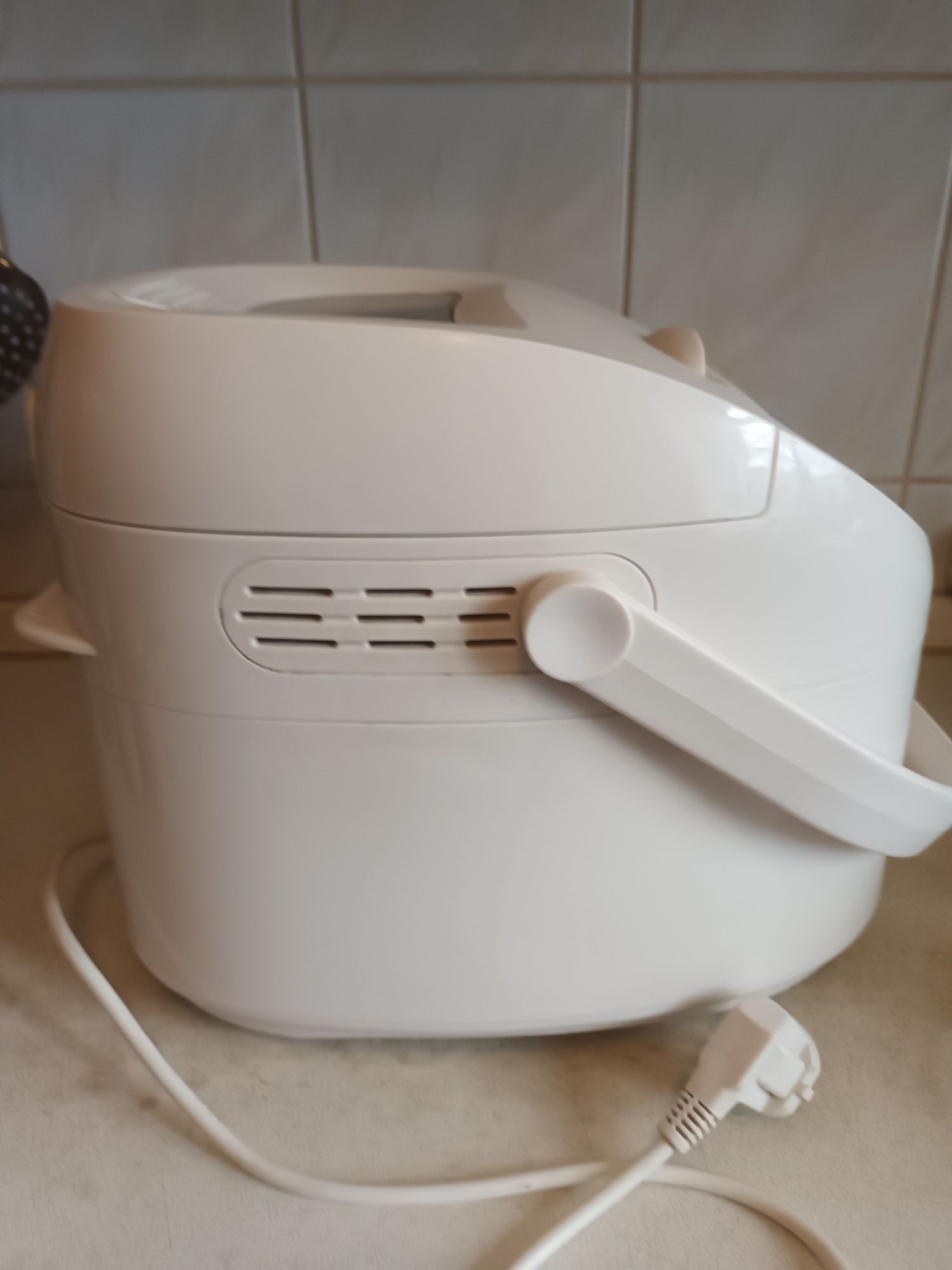 Хлебопечь Gorenje bm900w