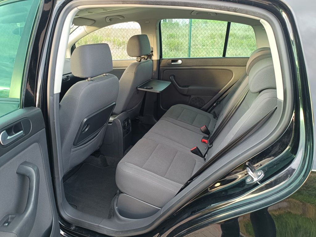 Golf Plus 1.6 mpi Hak klima Grzane fotele Opłacony/Gotowy do rejestrac