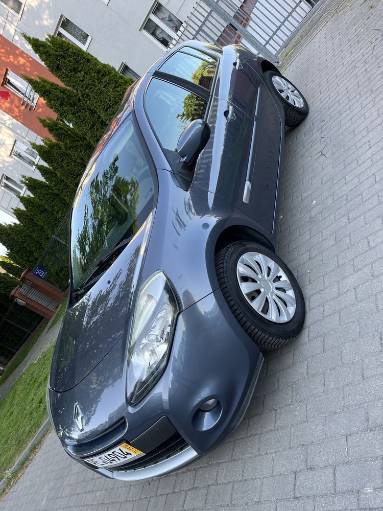 Renault Clio 1.2 benzyna 75km