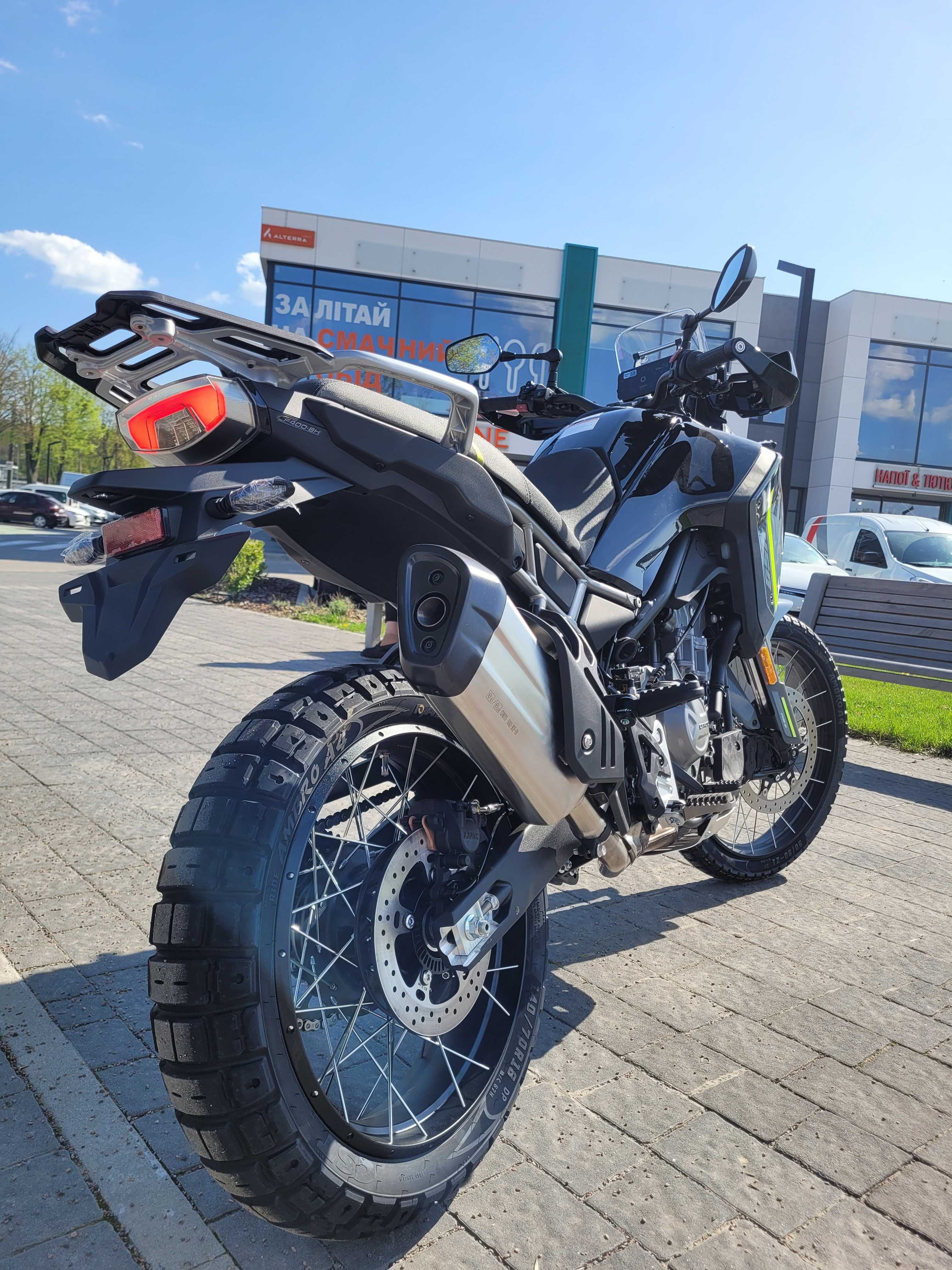 Мотоцикл CFMOTO 450 MT 2025 року наявність гарантія 2р розтермінування