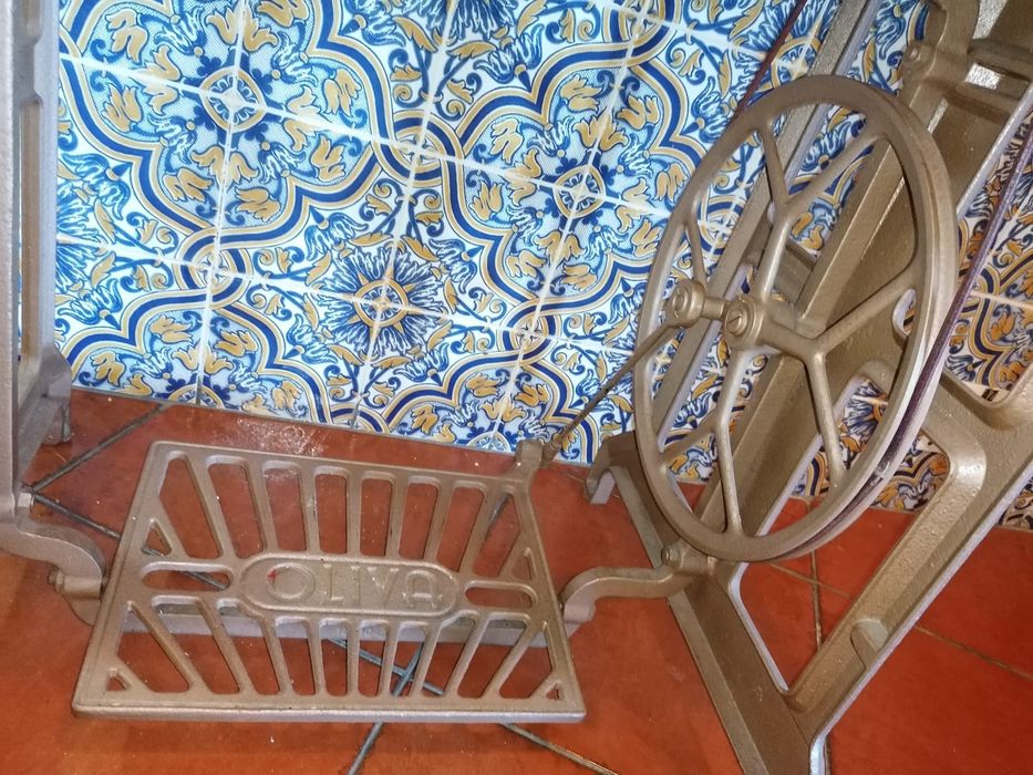 Desocupar - Máquina costura Oliva 512