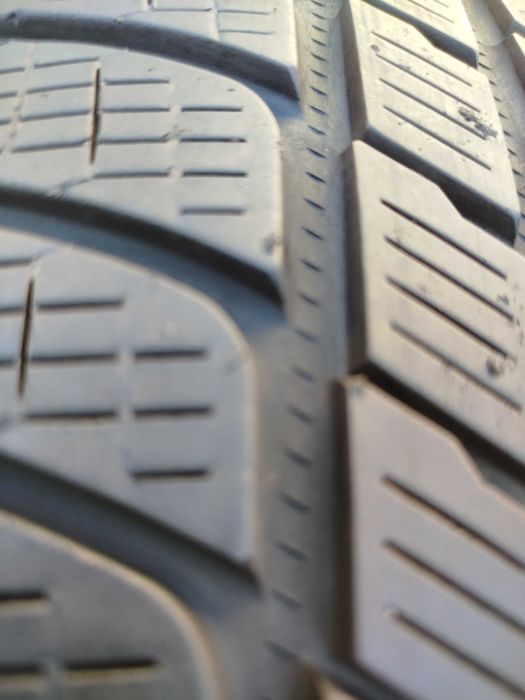 A146# Opony uzywane zimowe 275/50/20" Pirelli