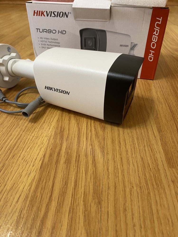 5 МП Turbo HD камера Hikvision DS-2CE17H0T-IT5F (С) 3.6mm