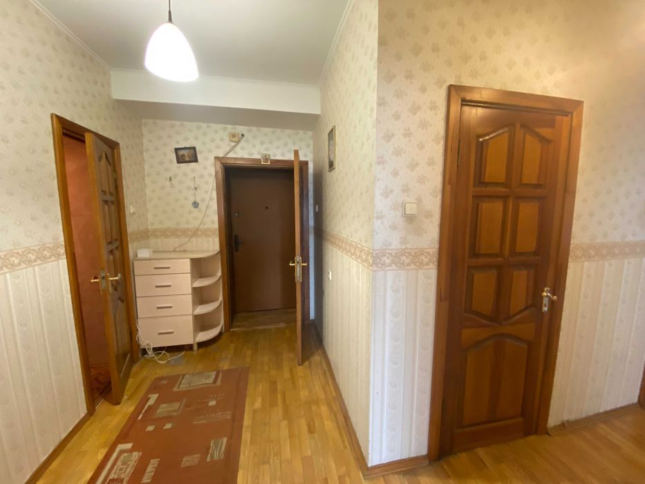 Продаж 2-к. Драгоманова, 31в. Метро Позняки 5 хв. Осокорки, Харківська