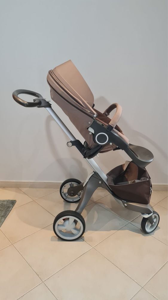 Carrinho de bebé stokke xplory com alcofa