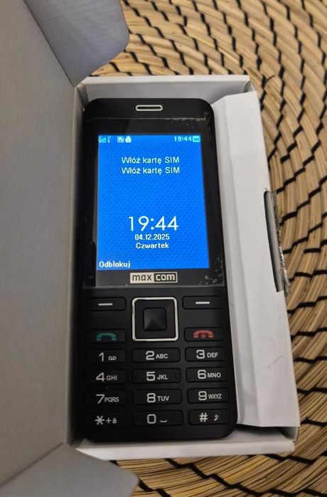 Telefon Maxcom Classic MM236 – stan idealny, fabryczna folia