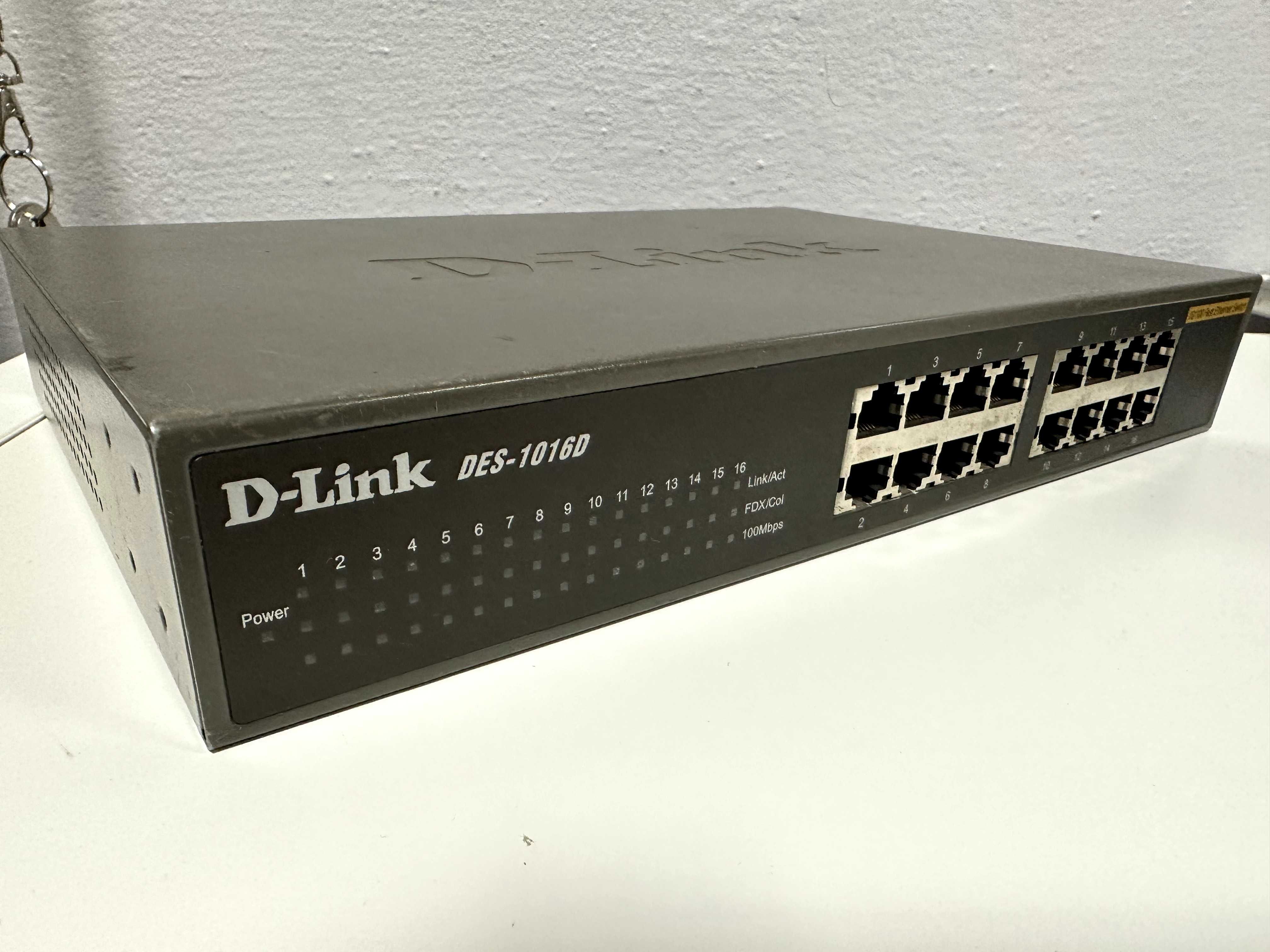 Switch przełącznik D-LINK DES-1016D