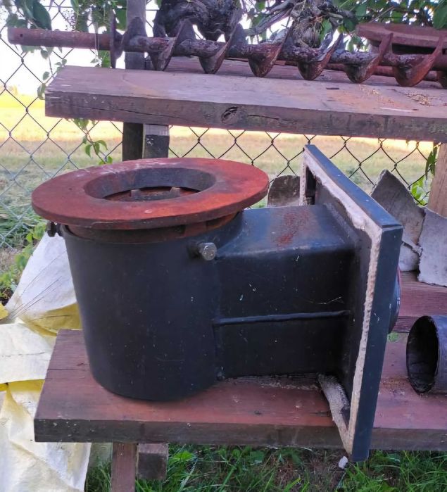 Kompletny podajnik retortowy do pieca ślimak motoreduktor dmuchawa