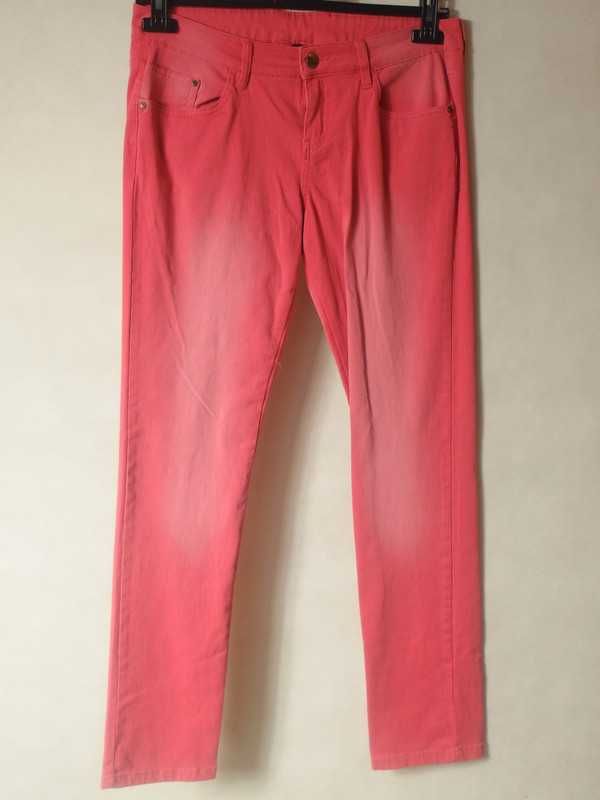 Spodnie jeans Nowe  czerwoną z metką r.42 Esmara