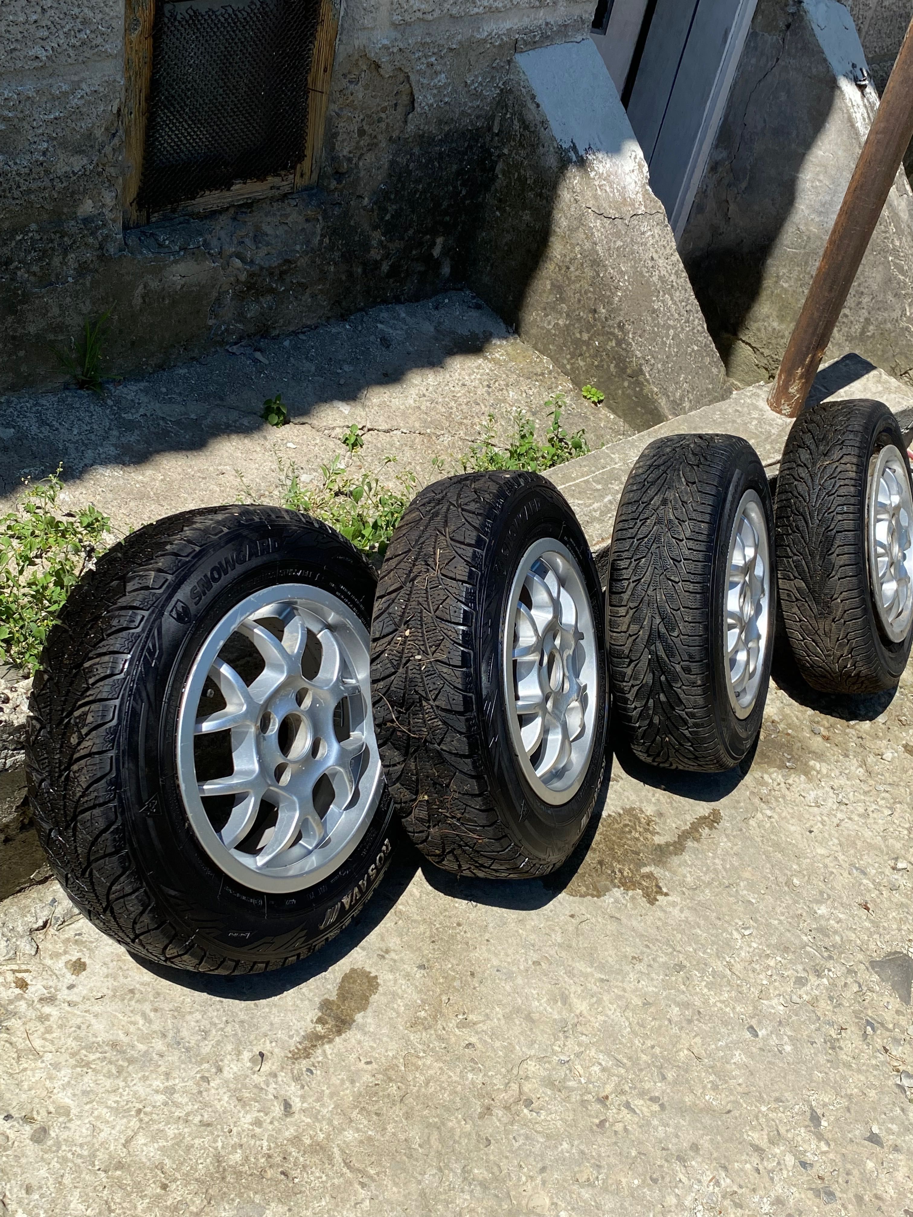 Продам титанки 175/70 R14 84T
