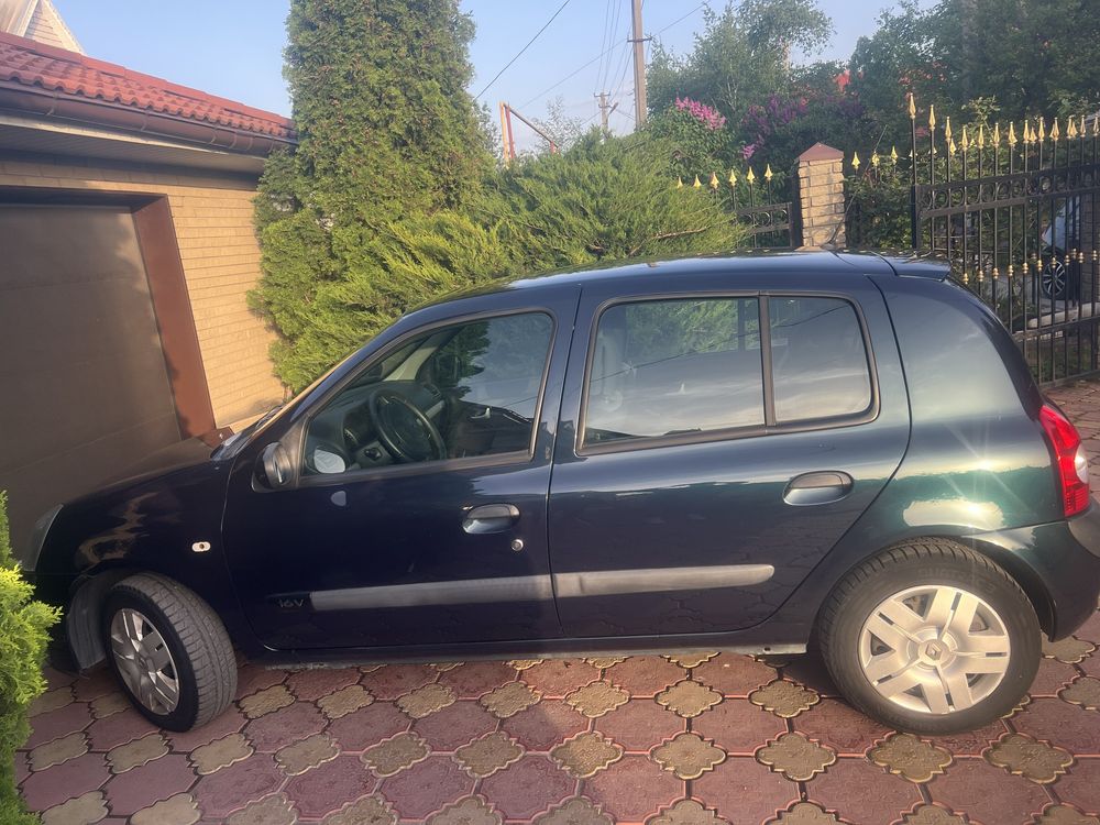 Renault Clio 2004((Рено клио)