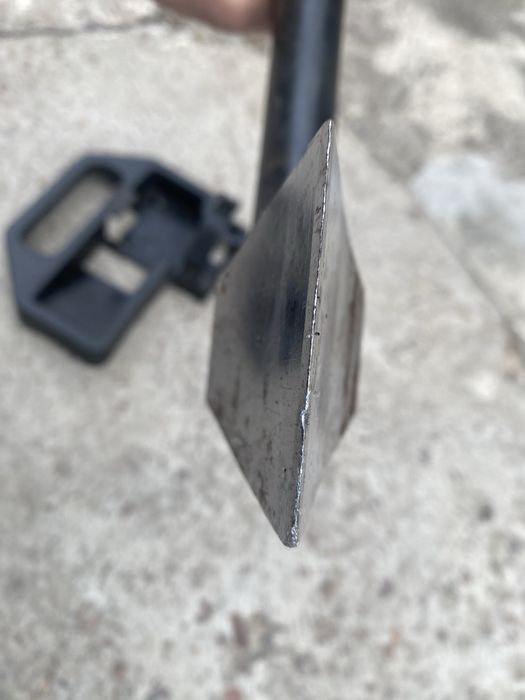 Топор сакира FISCARS