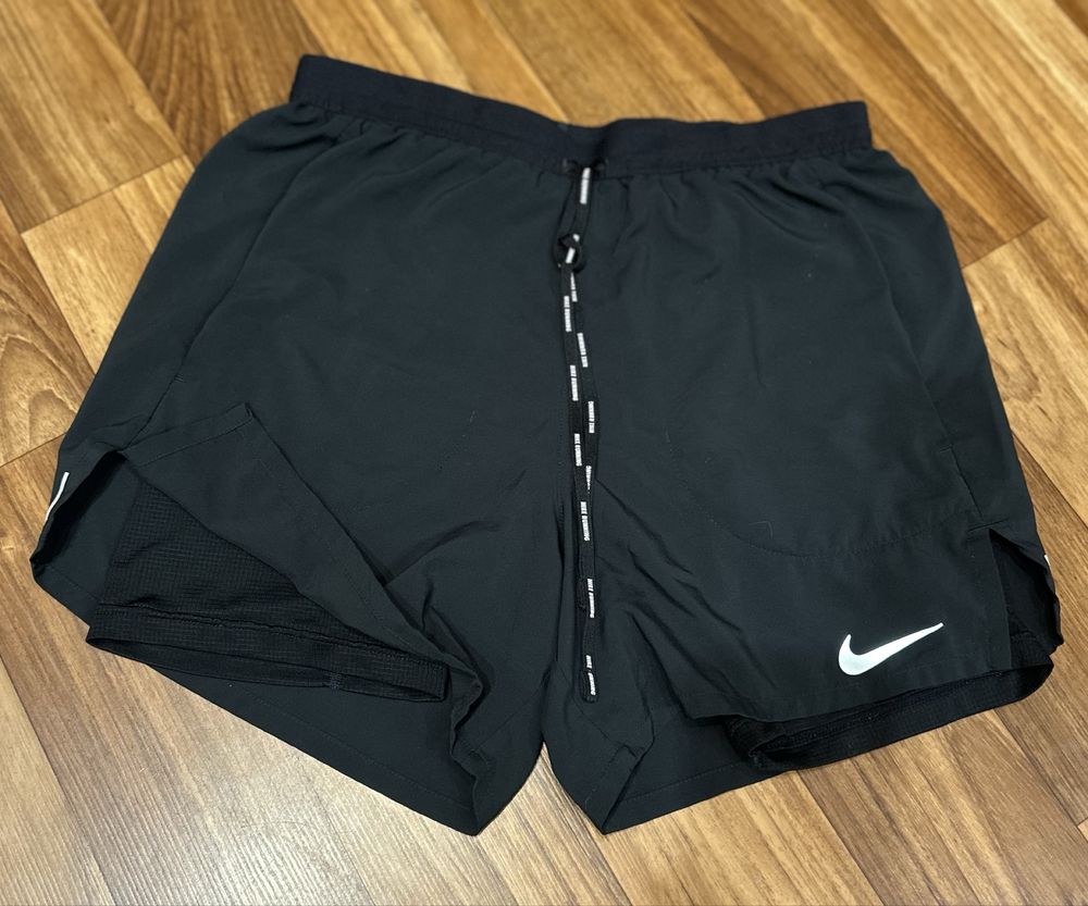 Шорты Nike, р.S, оригинал